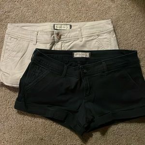 🟣2/$15 Sale 2 pair of Abercrombie & Fitch chino shorts, navy & khaki, size 4